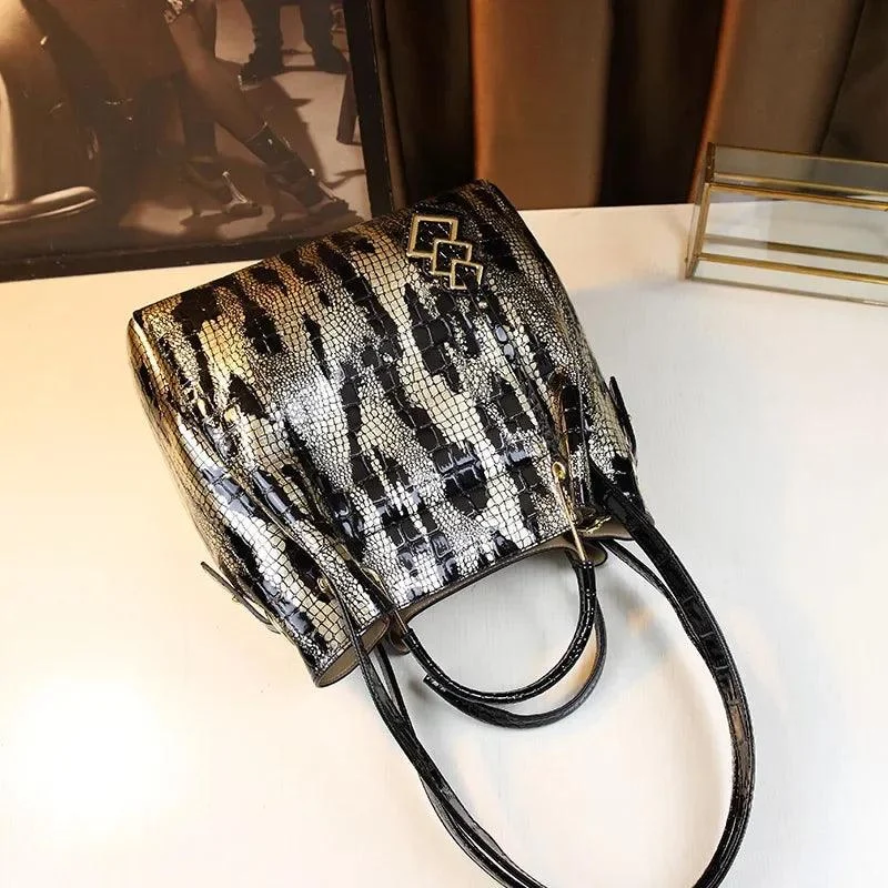 Women's Snake Pattern Large Crossbody Hand Bags - Glova