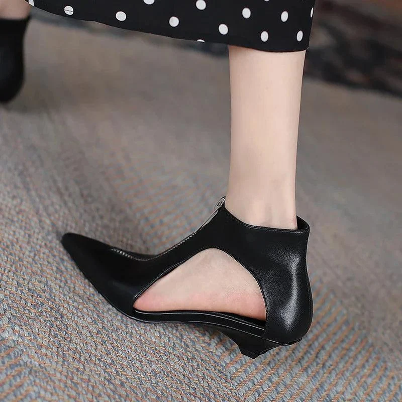 Women Zipper Shoes Black White Low Heels Zipper Leather Shoes - Glova