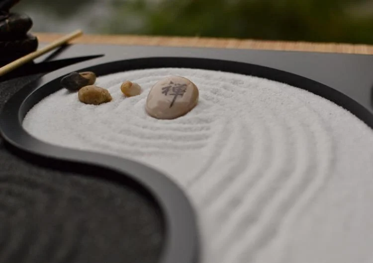 Yin Yang Zen Garden - Glova