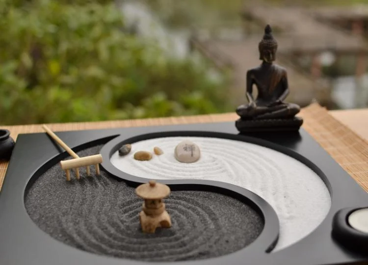 Yin Yang Zen Garden - Glova