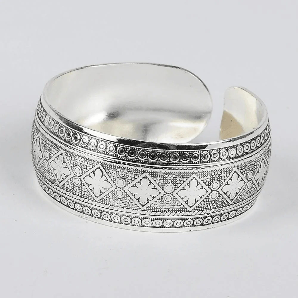 Tibetan Silver Boho Cuff - Glova